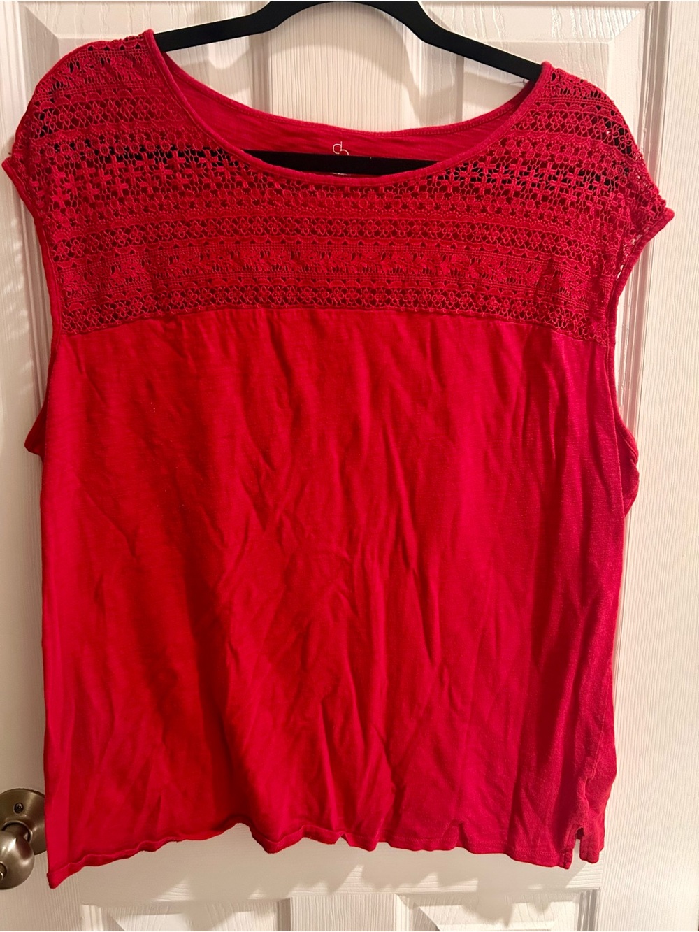 Dress Barn Red Crochet Yoke Sleeveless Tank Top